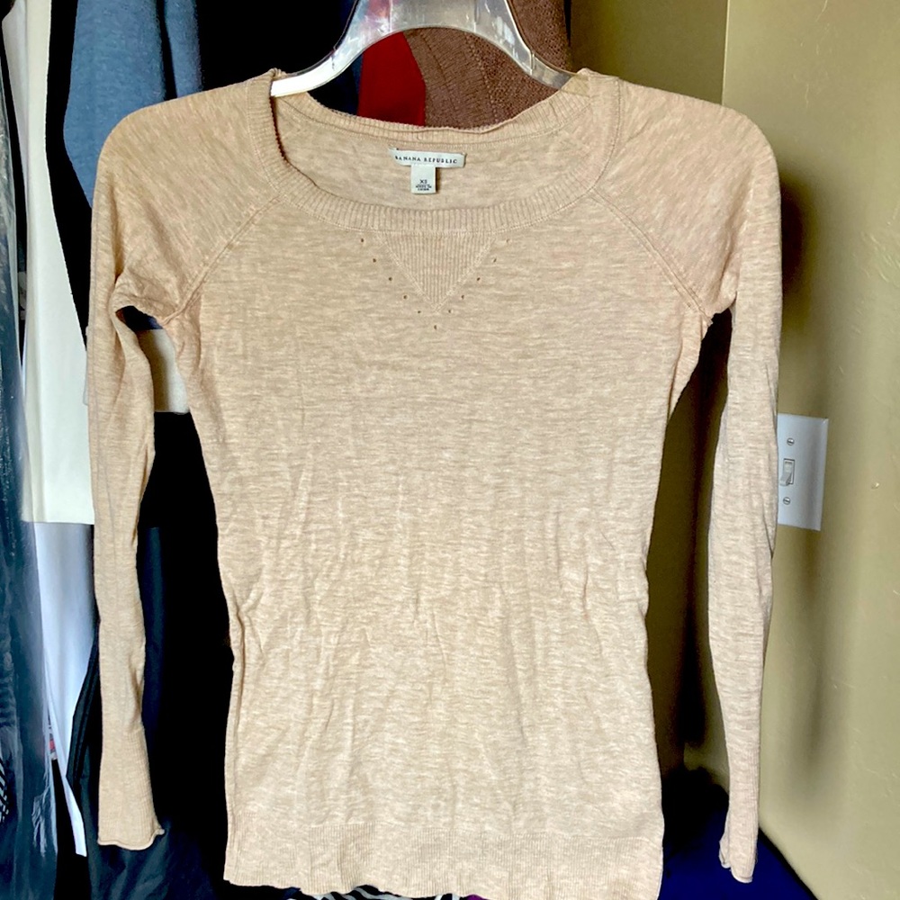 Like new banana republic sweater 100% cotton